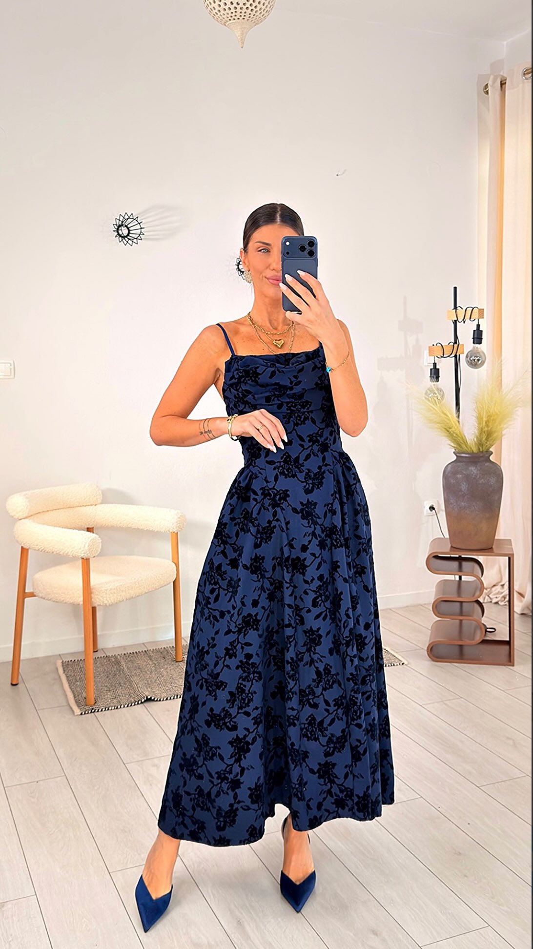 Instagram βίντεο angel_store_athens